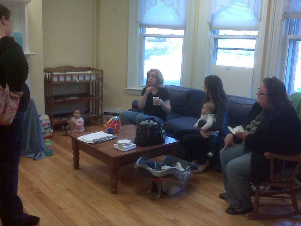 A group of new and veteran cloth diapering parents discussing cloth diapers!