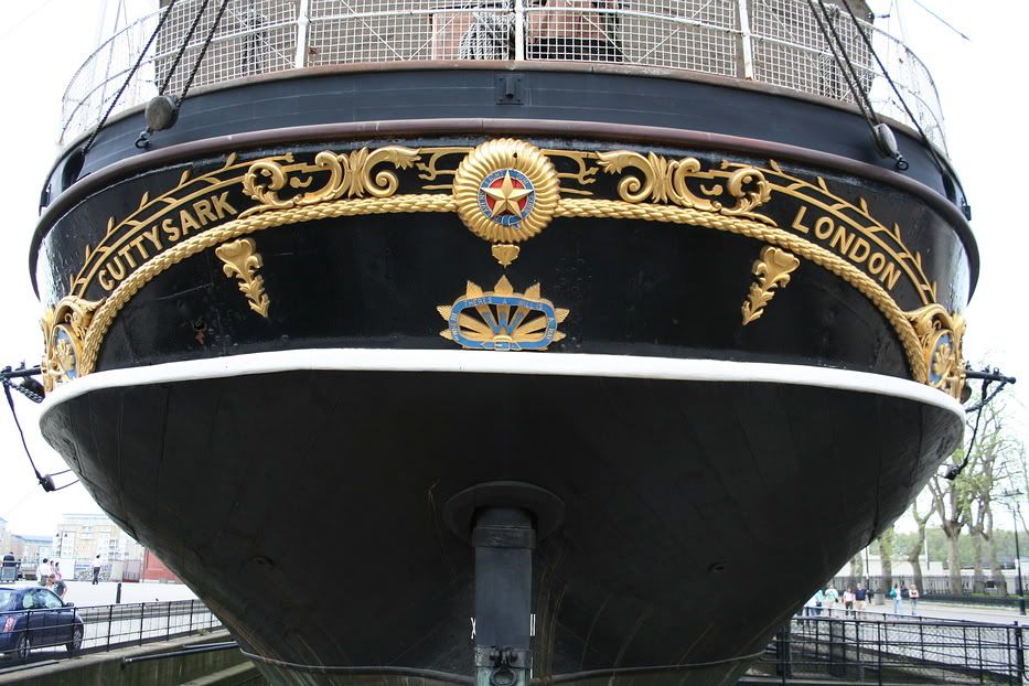 http://i1001.photobucket.com/albums/af138/barrythemod/To%20Forward/CuttySark4.jpg